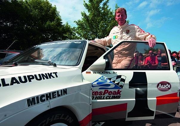 Fährt auf dem Donauring in Ingolstadt: Walter Röhrl mit dem Audi Sport Quattro S1 Pikes Peak.. Foto: Auto-Reporter/Audi